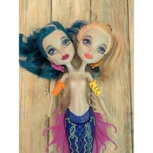 Monster High Great Scarrier Reef Peri & Pearl Serpentine Doll No Hands
